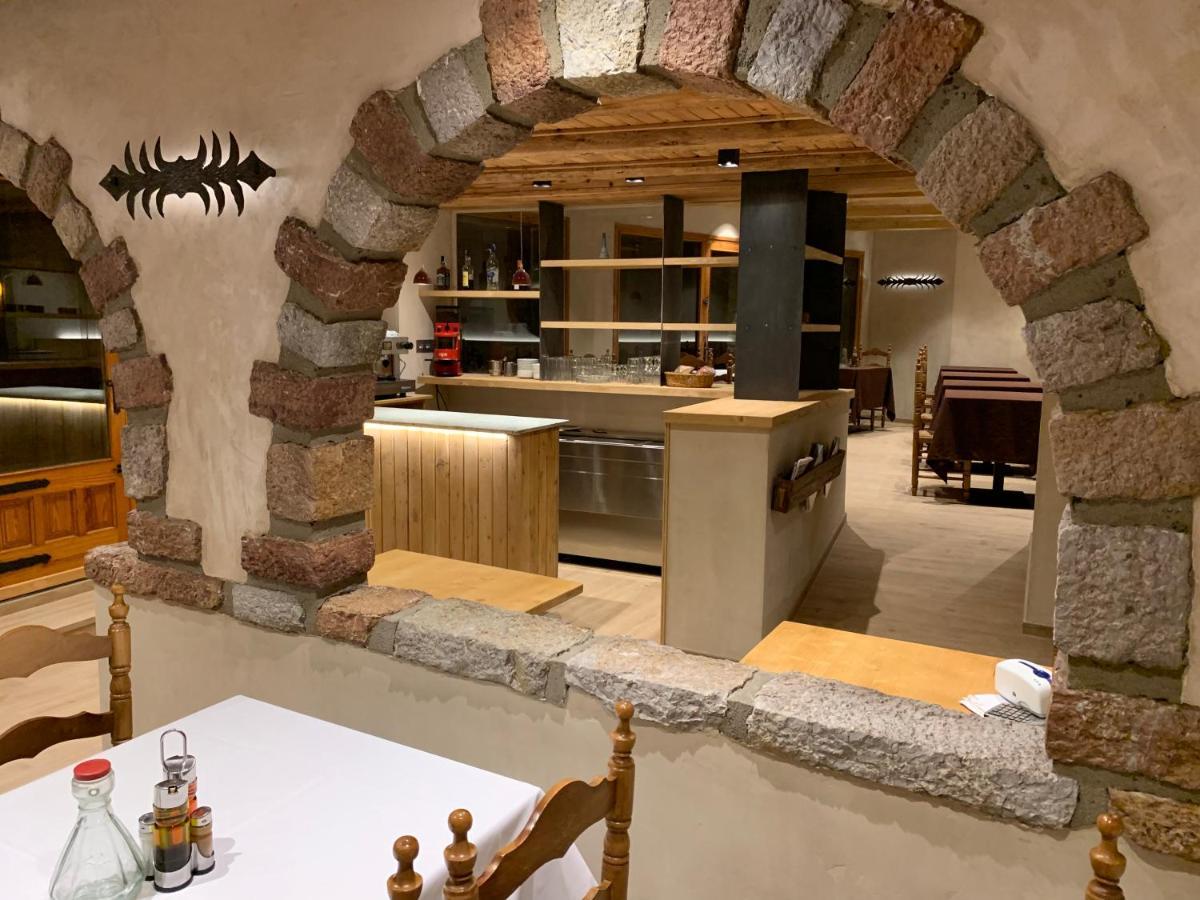 Fonda Peremiquel Hotel Castellar De N'Hug Luaran gambar